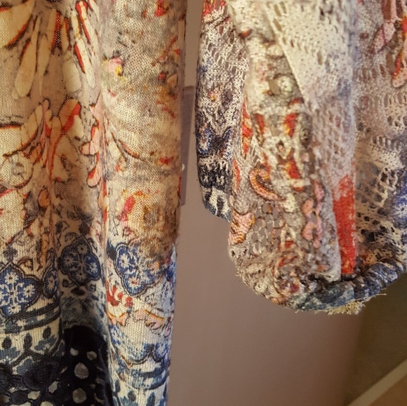 Top - Picture 5 of 6